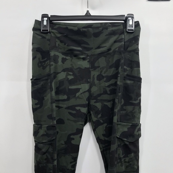 🆕Camouflage Cargo Jogger Leggings Pant w/Pockets comes with Sport Top - Picture 10 of 10